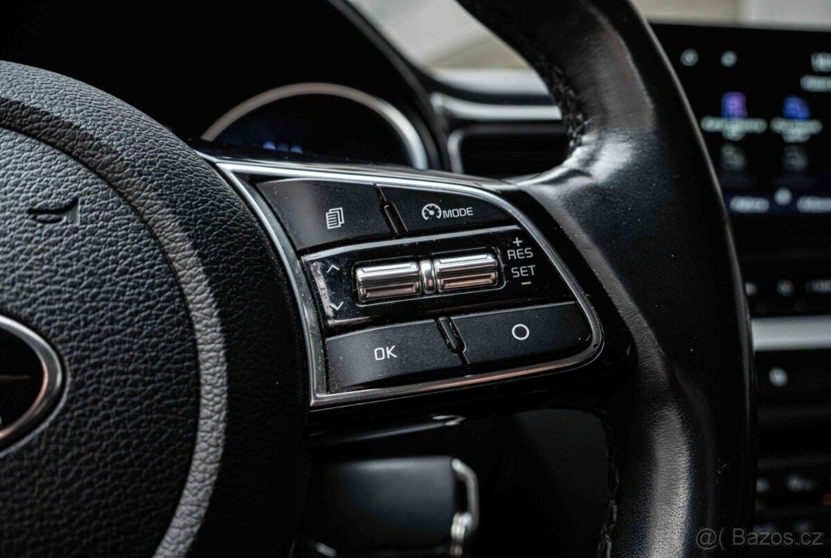 Kia Ceed 1.6 CRDi mHEV Gold A/T - 18