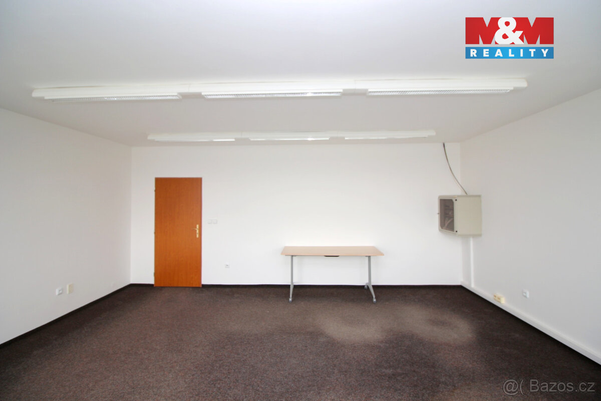 Prodej kancelářského prostoru, Hradec Králové, ul. Vážní - 18