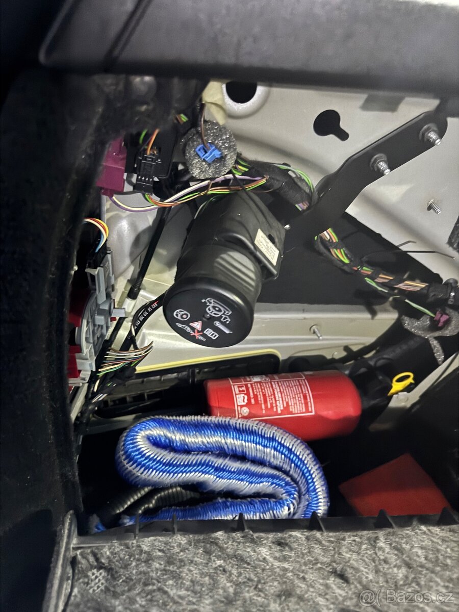 Prodám Mercedes - Benz C220 CDI Avantgarde - 18