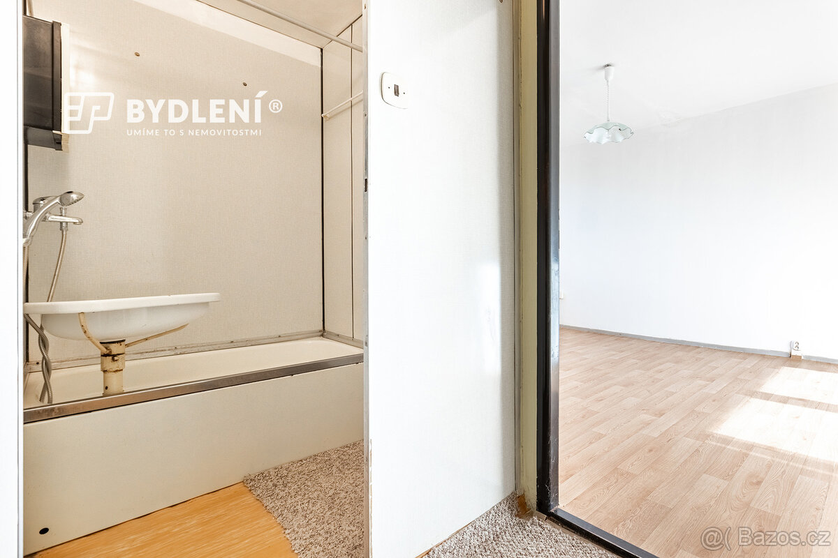 Prodej družstevního bytu 1+1, Hrob, ul. Rybniční - 18