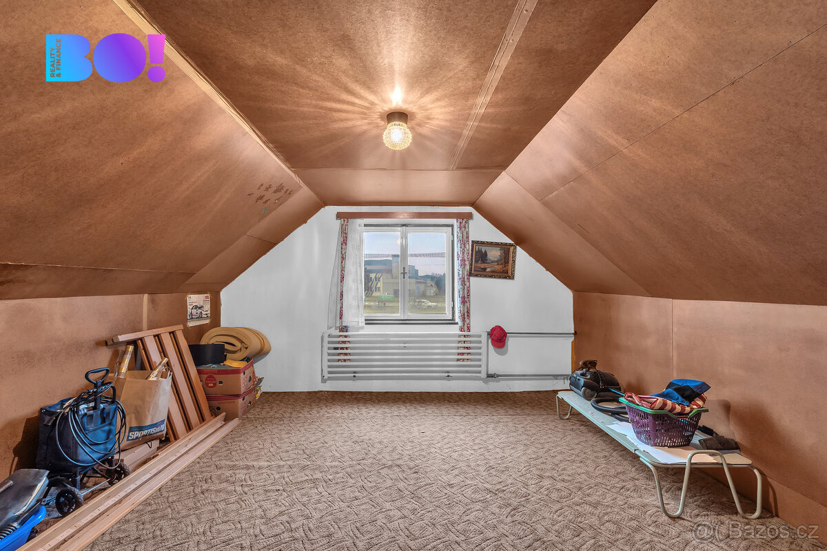 Prodej rodinného domu, 114 m2, pozemek 2068 m2, Za tratí, Tř - 18