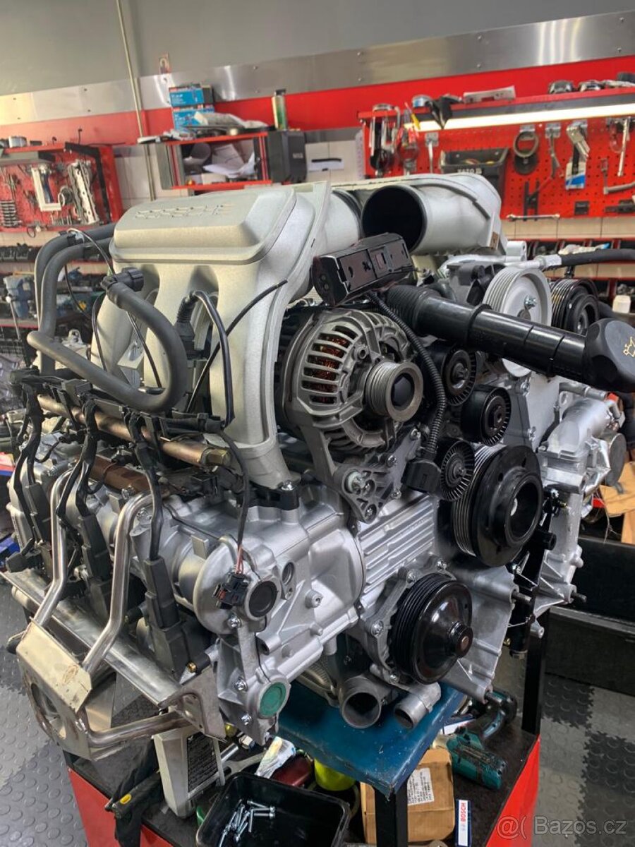 PORSCHE 4S 911 997.1 - 18