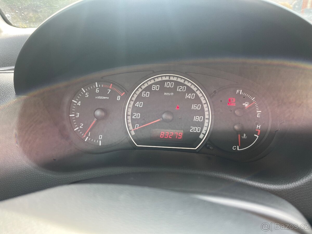 Suzuki Swift 1.3 - 18