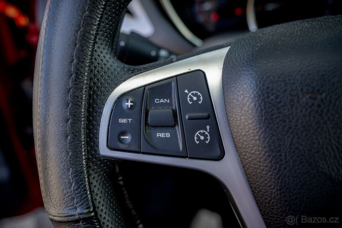 Lada Vesta LUXE Blackline 1.6 - 18