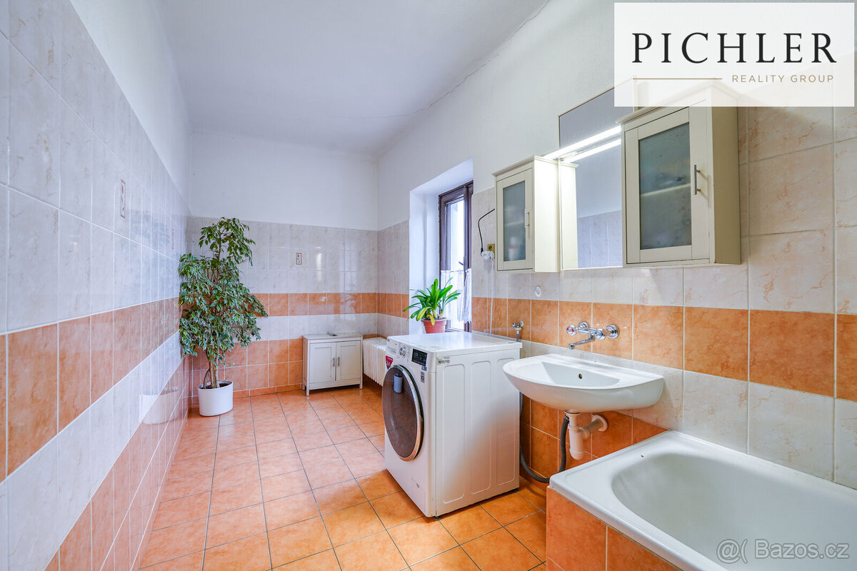 Prodej rodinného domu 355 m², pozemek 1760 m², Čachrov - 18