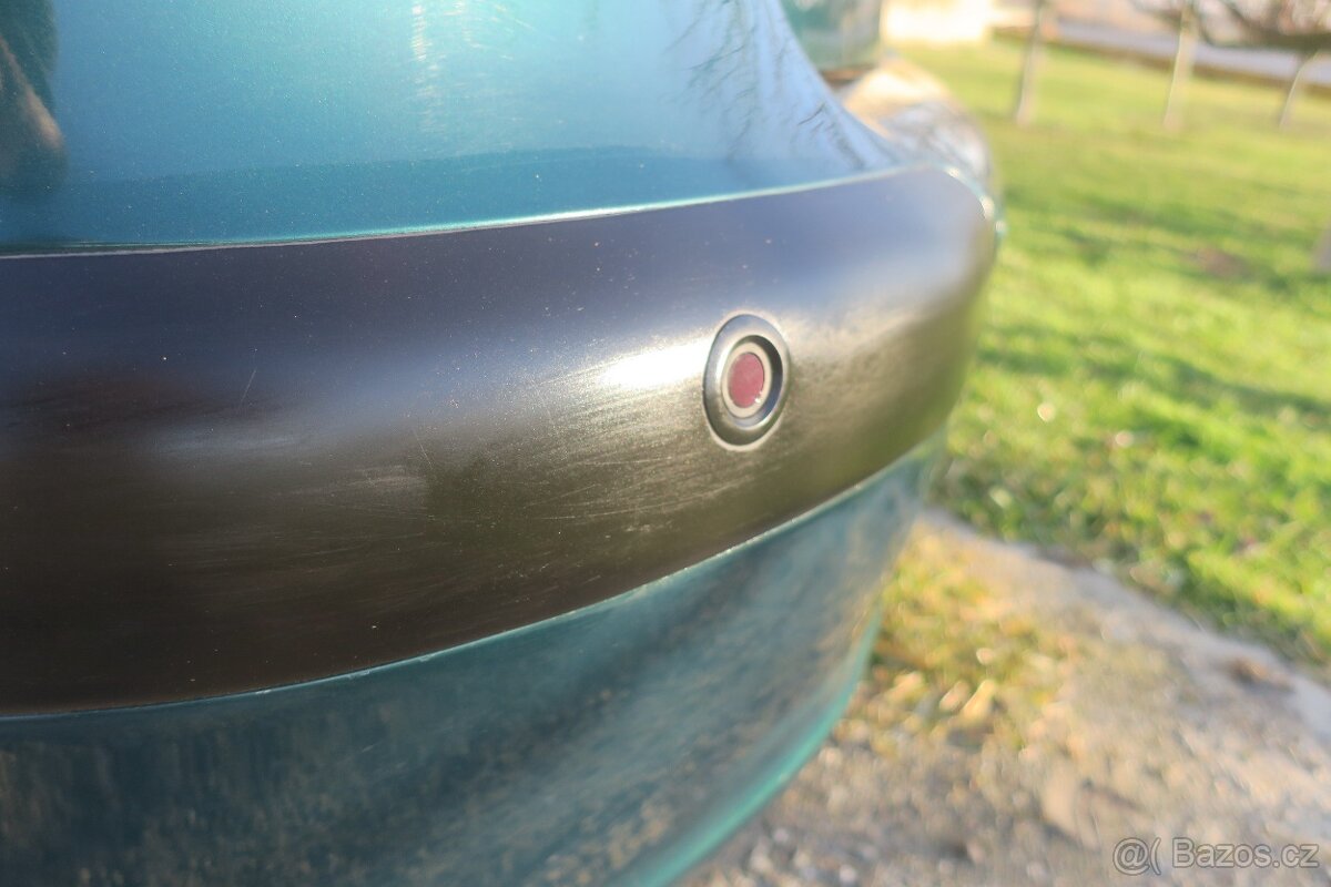 PEUGEOT 307 1.616V, BOHATÁ VÝBAVA - 18