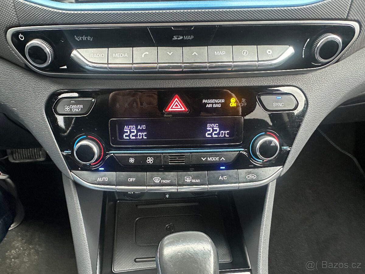 Hyundai Ioniq 1.6 Hybrid/Exclusive/1MAJ - 18