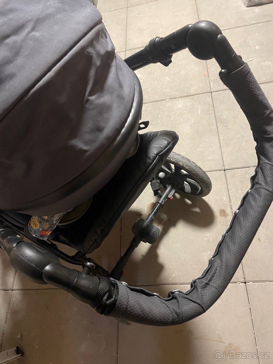 Kočárek Tutis - 18