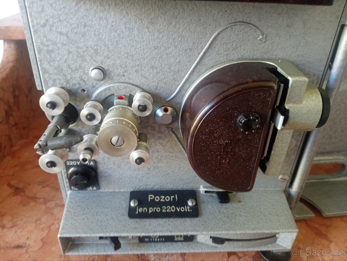 Projektor Weimar 3 - 18