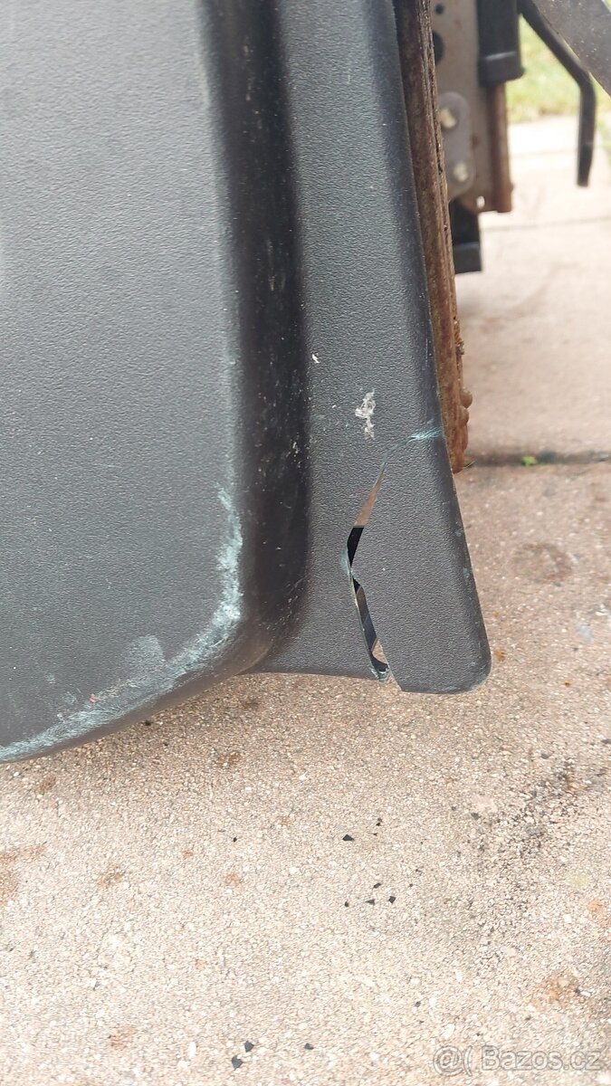 Mitsubishi L200 DID sedadlo spolujezdec - 18