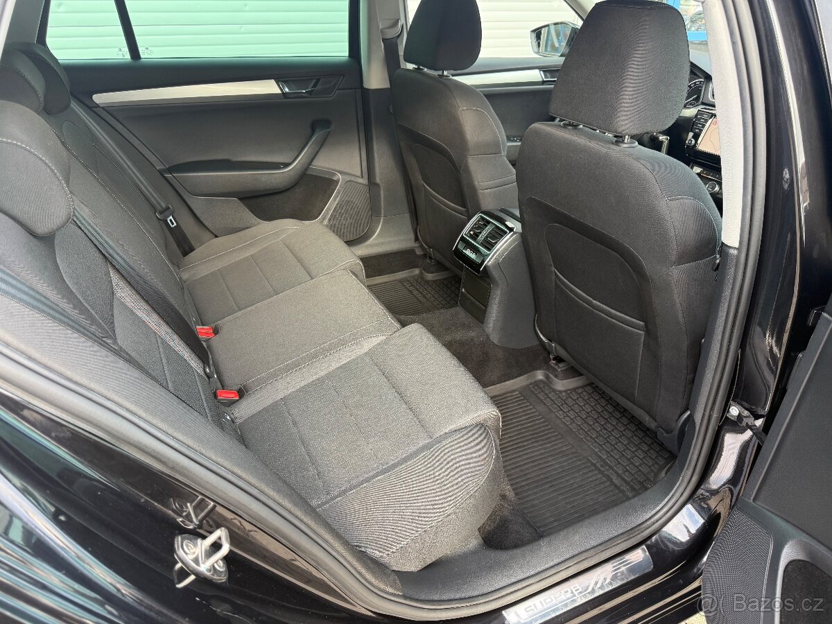 Škoda SUPERB 2.0 TDi 4x4 MANUÁL NAVI SENZORY TEMPOMAT - 18
