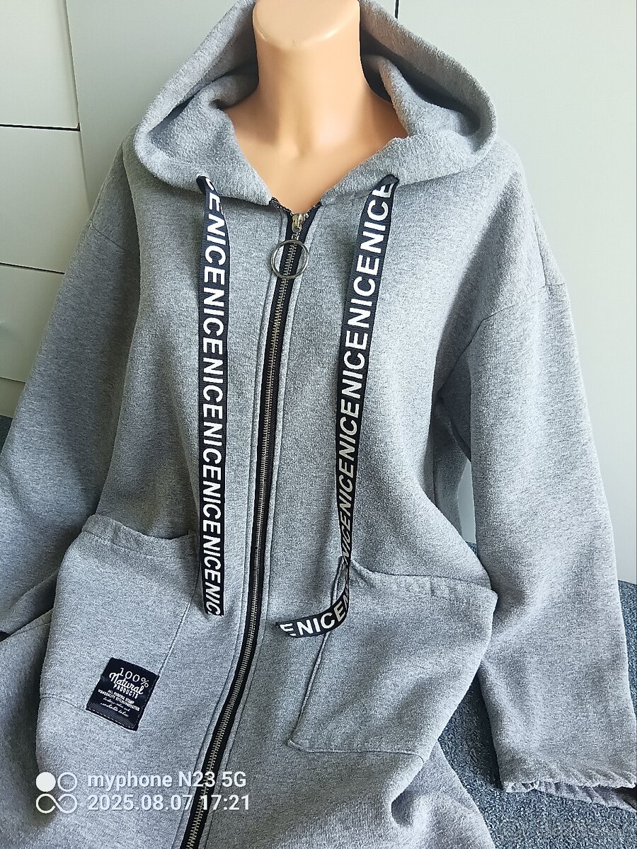 Dlouhá mikina zn."NEW COLLECTION" vel."XXL" - 18