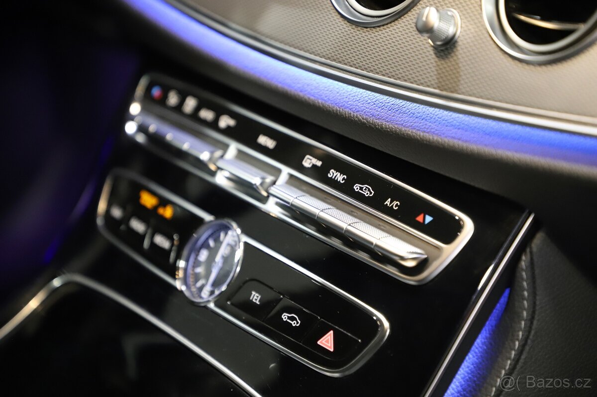 Mercedes-Benz E200 2.0 135kW - otevřeno celý víkend do 20:00 - 18