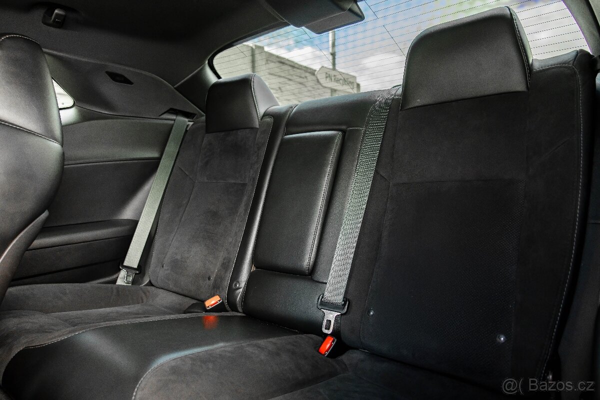 Dodge Challenger 392 Hemi Scat Pack Shaker - 18