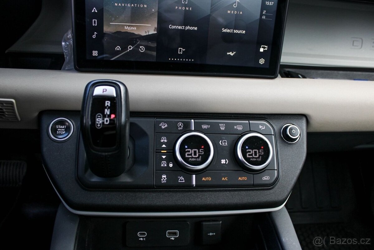 Land Rover Defender 3.0 I6 MHEV A/T AWD EXPEDITION PACK DPH - 18