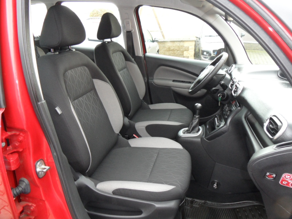 Citroen C3 Picasso 1.4 VTi,70kw,zak. v ČR,naj,43000km - 18