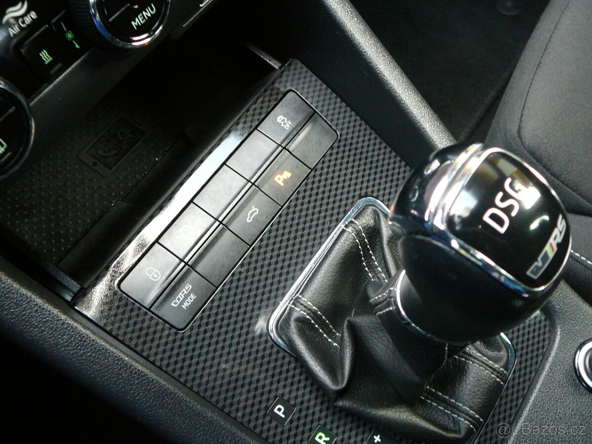 ŠKODA OCTAVIA RS 3 2.0 TDI 135KW DSG+F1 FULLLED NAV WEBASTO - 18