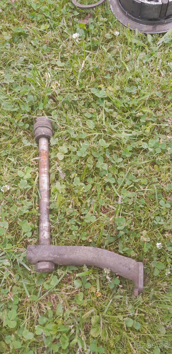 Součásti motorek - 18