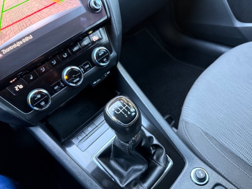 ŠKODA OCTAVIA 3 1.8 TSI 132KW STYLE ACC FULLLED NAVI KAMERA - 18