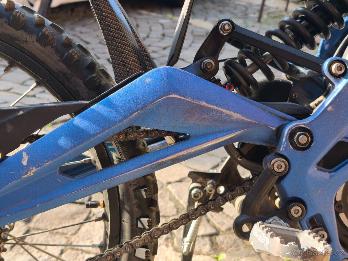 Surron light bee x - 18