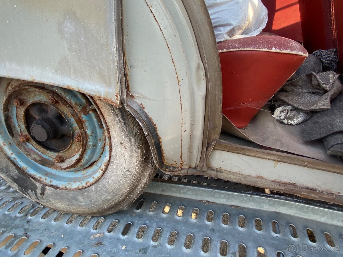 Predám wartburg - 18