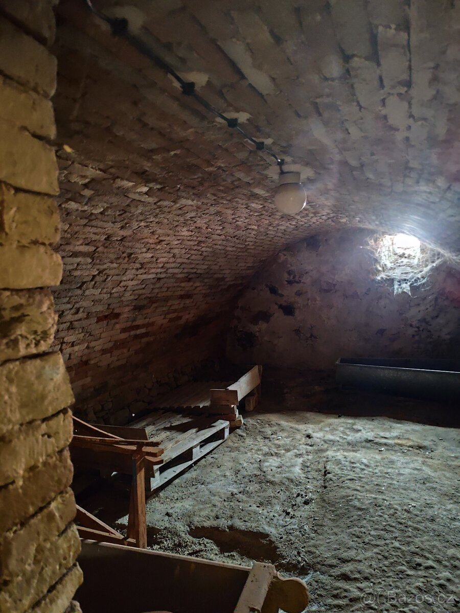 Dům 2+1 v Lišově - 18