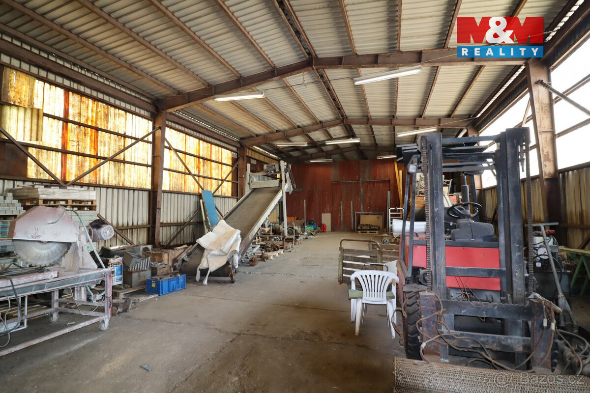 Prodej obchodního objektu 2760 m2 v Kadani, Prunéřově - 18