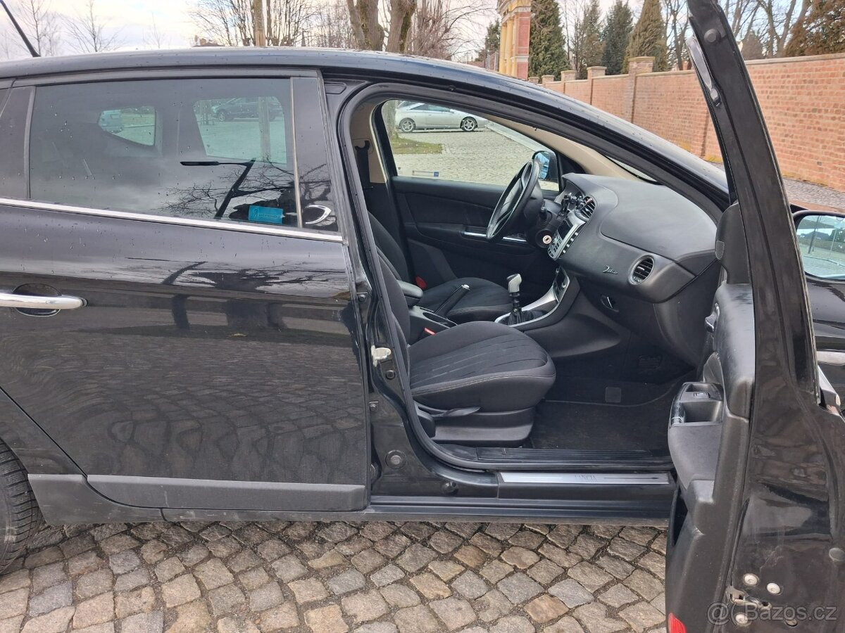 Lancia Delta 1.6 JTD 88 kW | STK do 10/2027 - 18