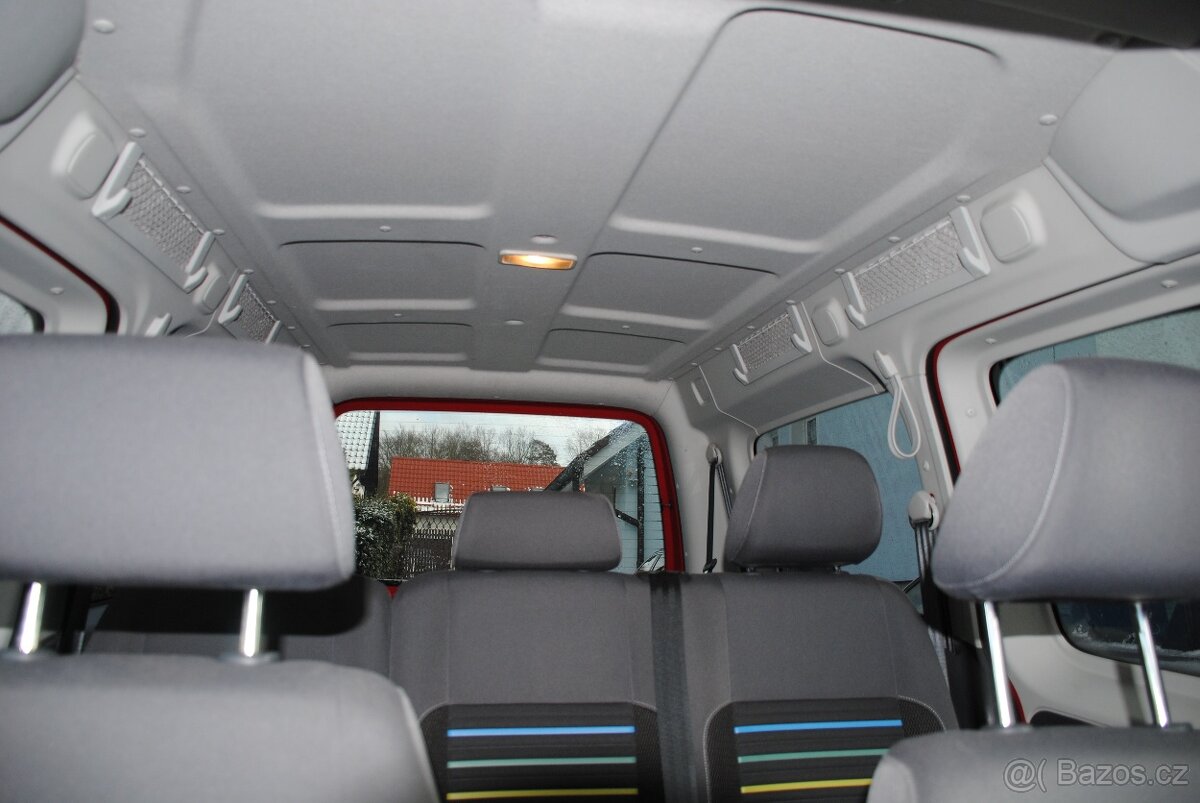 VW CADDY MAXI 2.0TDi 103kW - po 1. majiteli - 7 míst - 18
