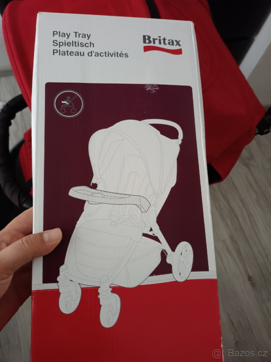 Kočárek Britax + stupátko ke kočárku - 18