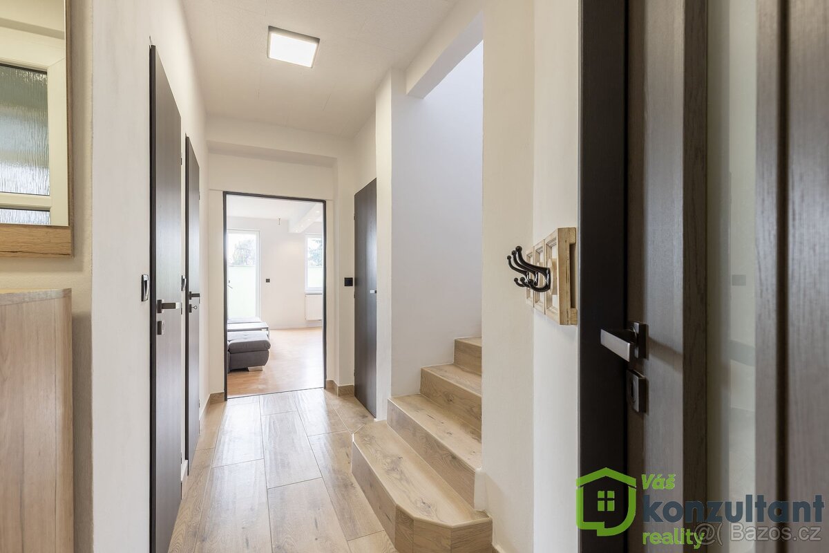 Prodej rodinného domu se dvěma samostatnými byty 214 m² Brno - 18