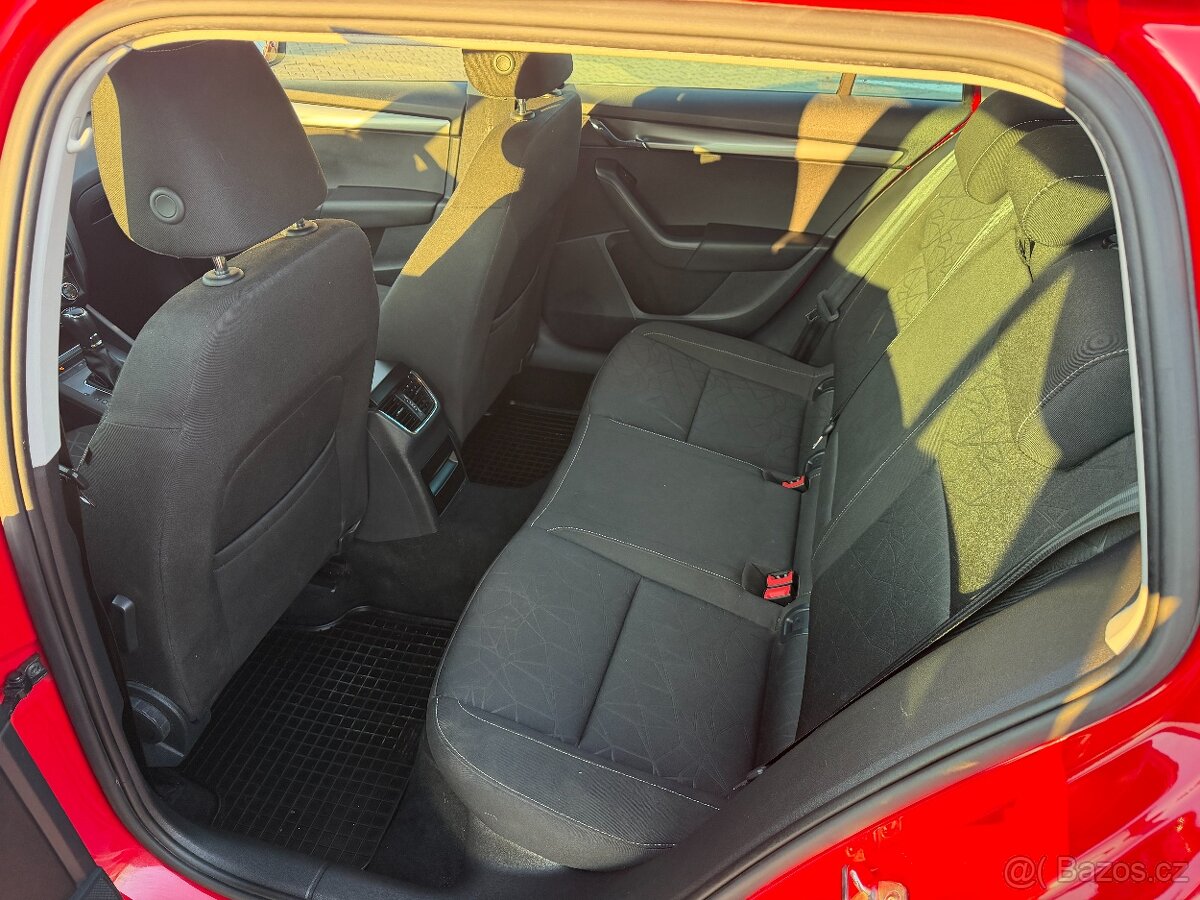 Škoda Octávia 3 kombi - 18