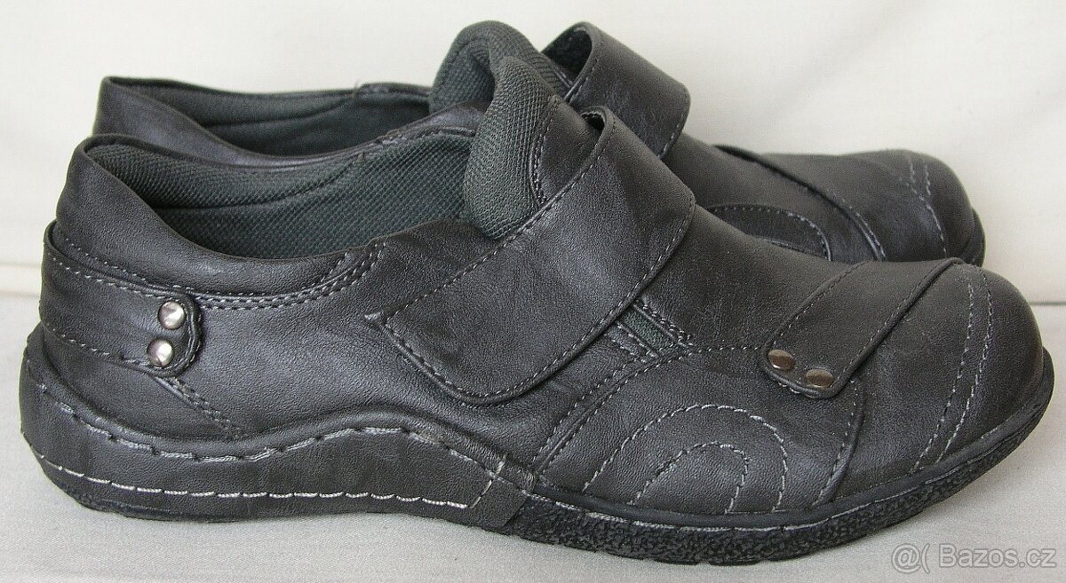 Boty černé pracovní vel.37 polobotky mokasíny kus 100,- - 18