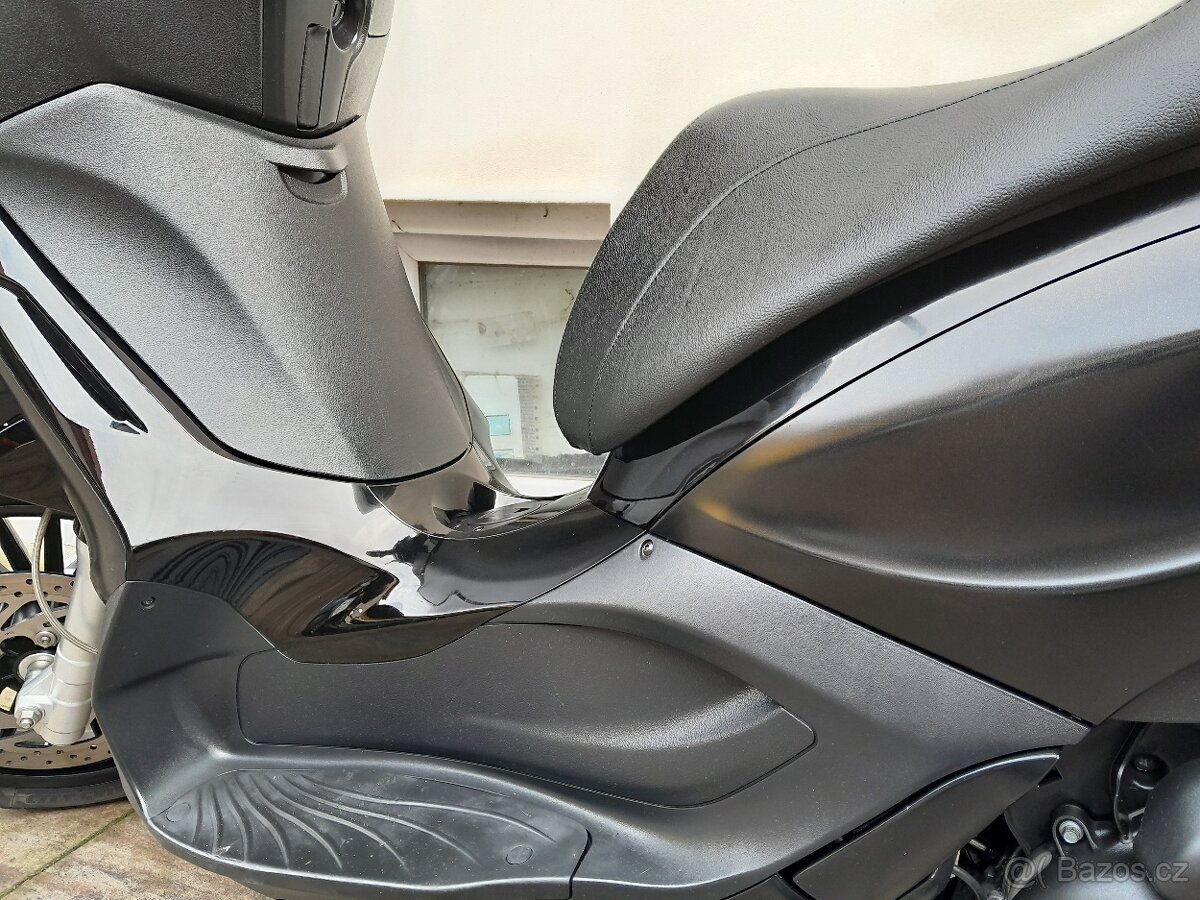 Piaggio Beverly 125 2016, servisní knížka, AKCE - 18