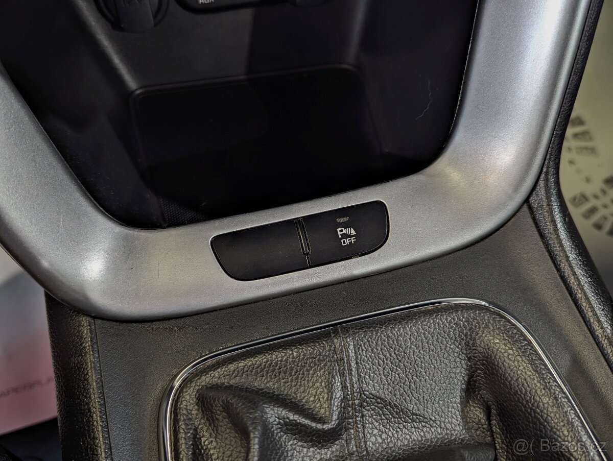 Kia Cee´d 1.4 CRDi 66kW COMFORT, PDC, ČR - 18