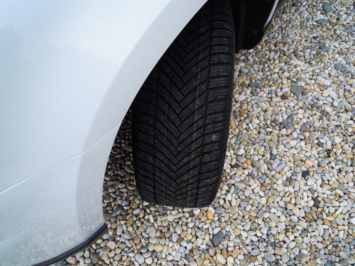 Škoda Yeti, 1.2TSi OUTDOOR - SERVIS - 18