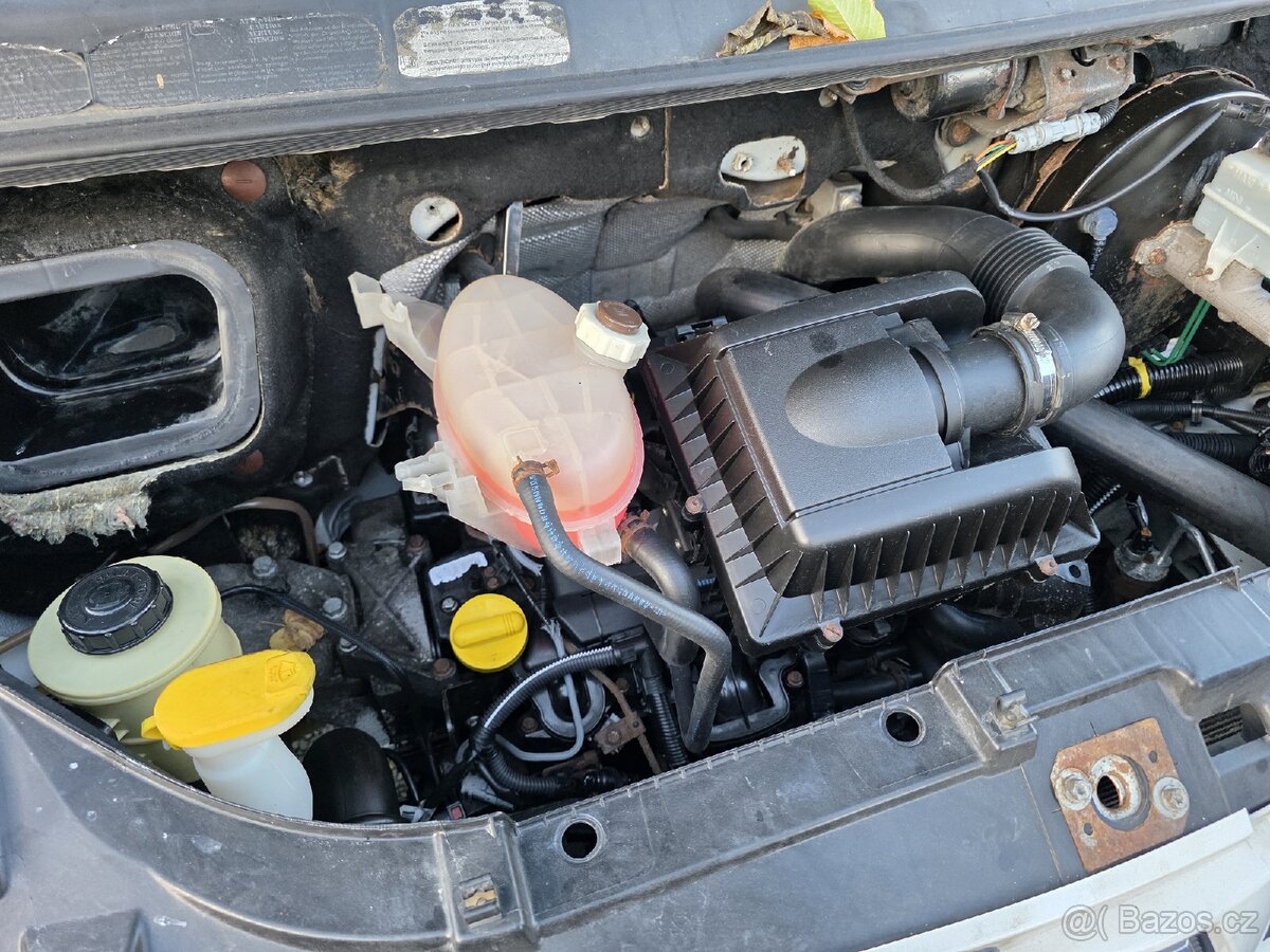 Renault Master 2.5DCI 6ti Klimatizace - 18