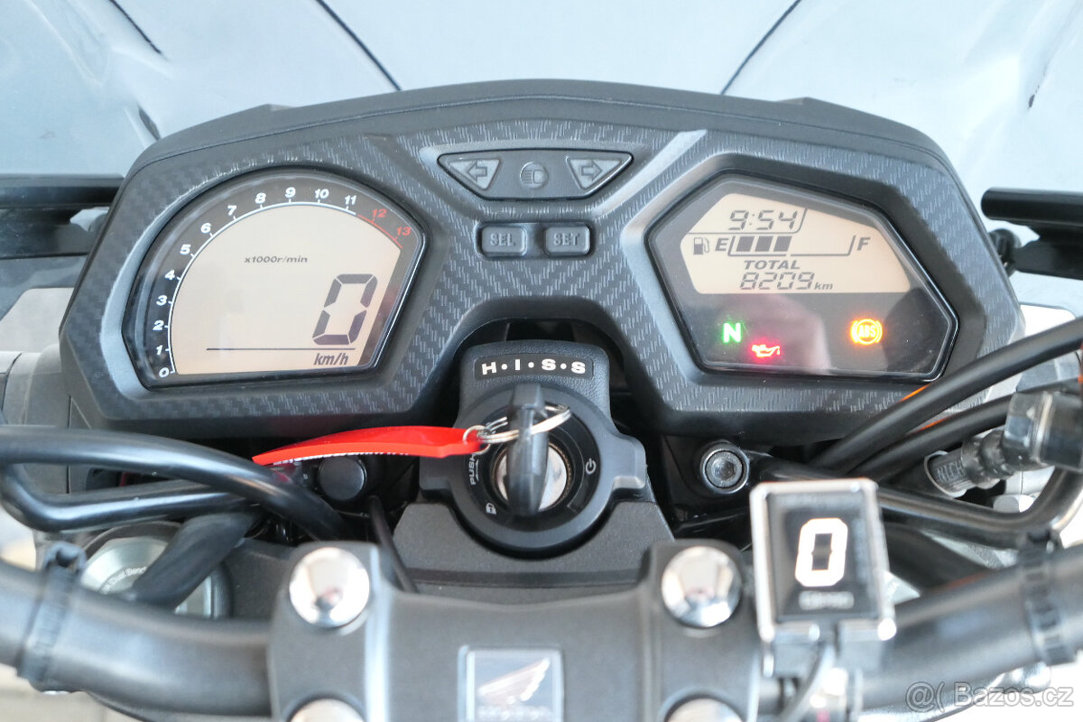 Honda CB 650 FA - 18