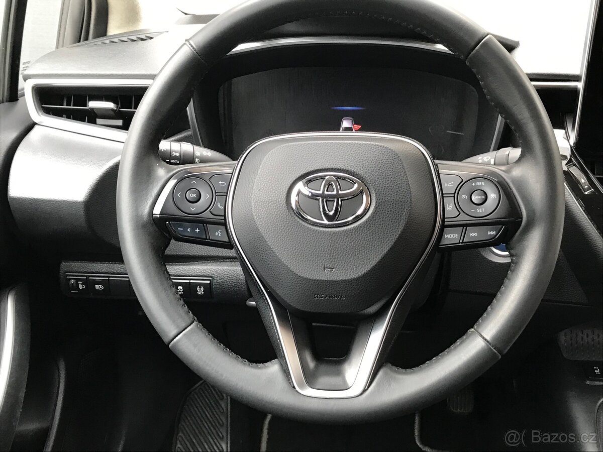 Toyota Corolla Hybrid - 2022 - 18