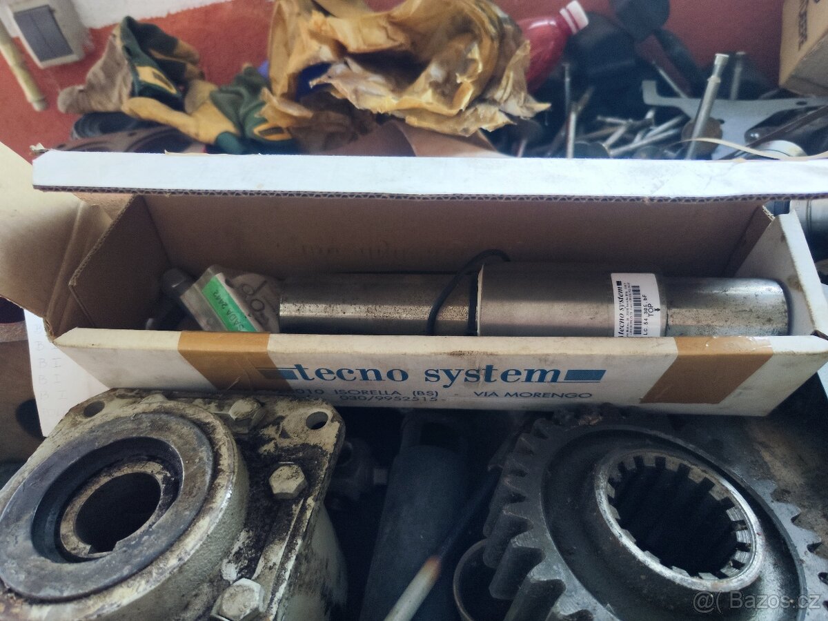 Náhradné diely - 18