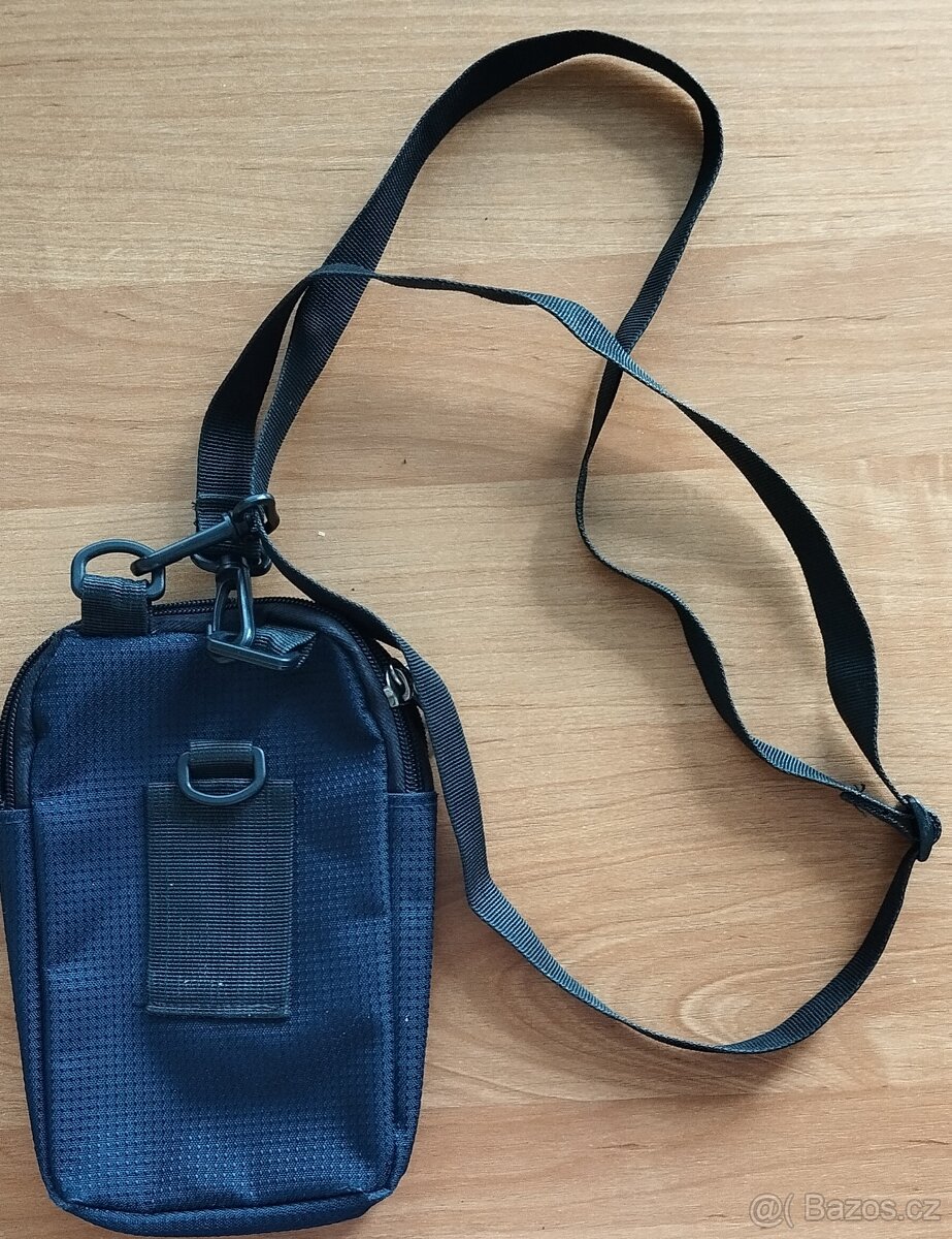 Taška pro notebook, CD disky, batohy na záda i do ruky - 18