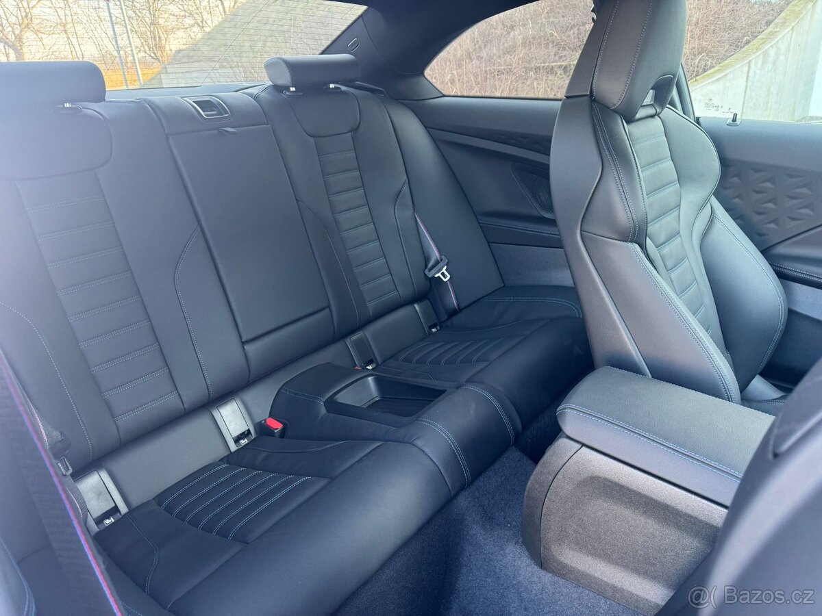 BMW M240i xDrive - 18