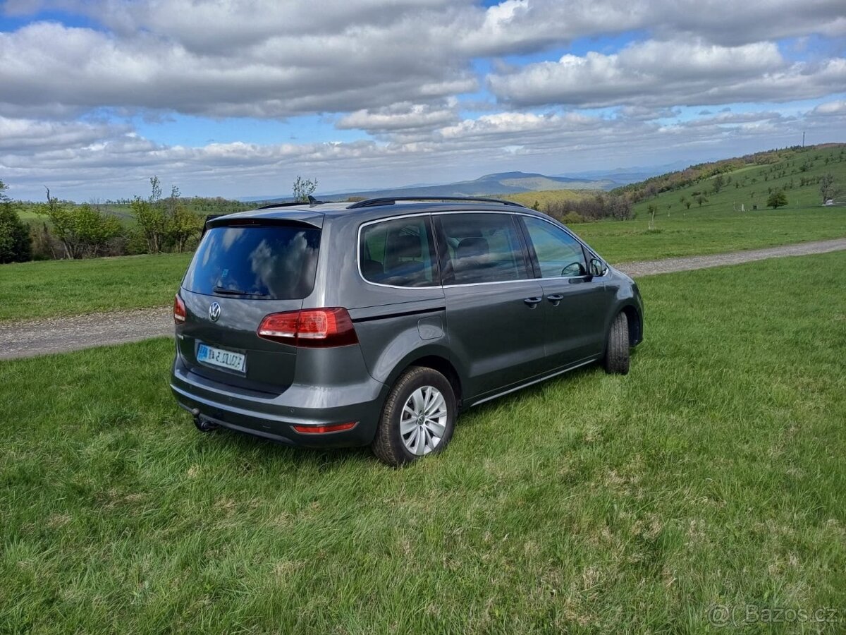 VW Sharan 7 místný - 18