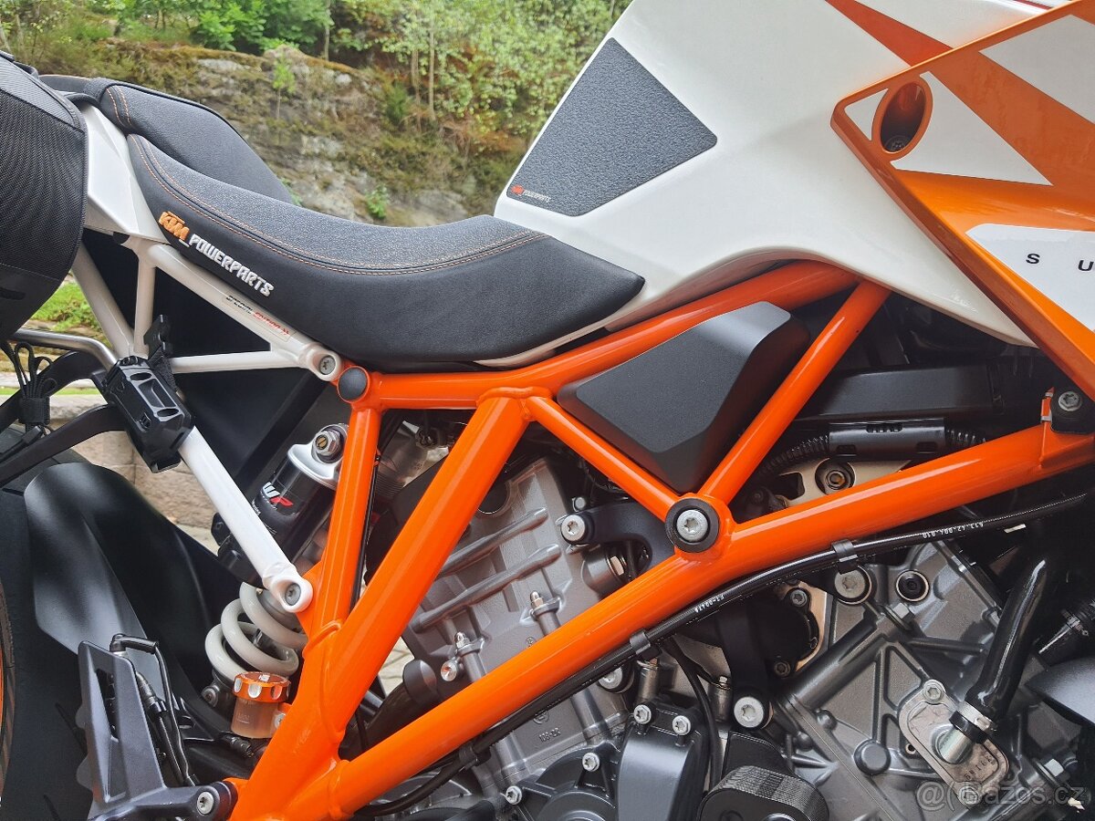 KTM 1290 Super Duke R - TOP STAV + VÝBAVA - 1. MAJITEL 185.0 - 18