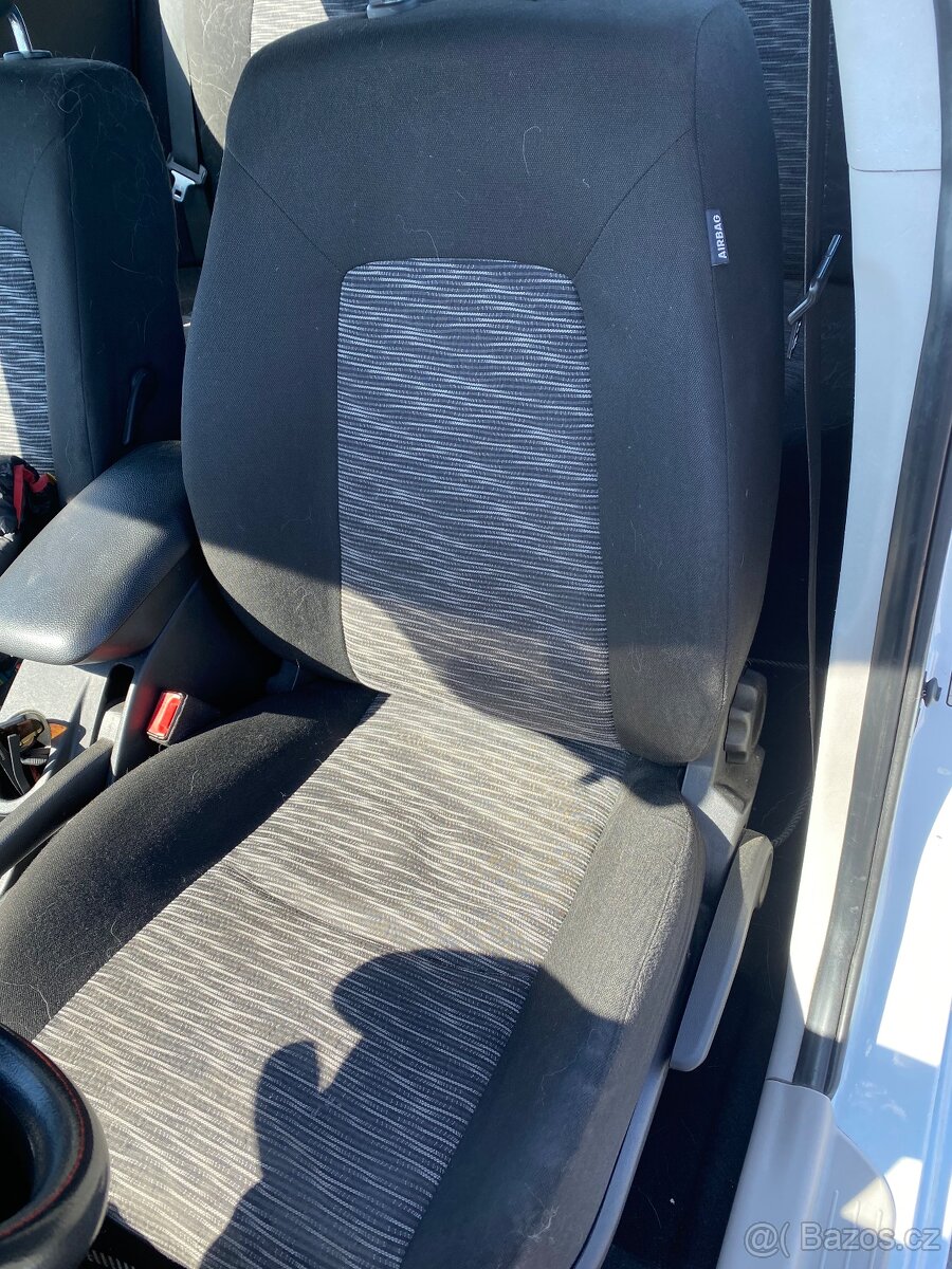 Kia ceed 1,4 combi 2009 - 18