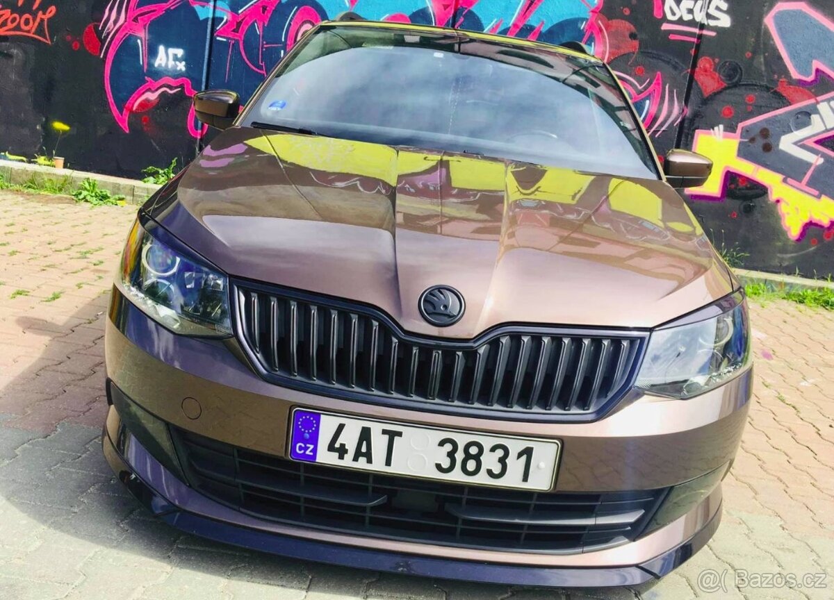 Skoda cerny znak cerne loga emblemy - 18