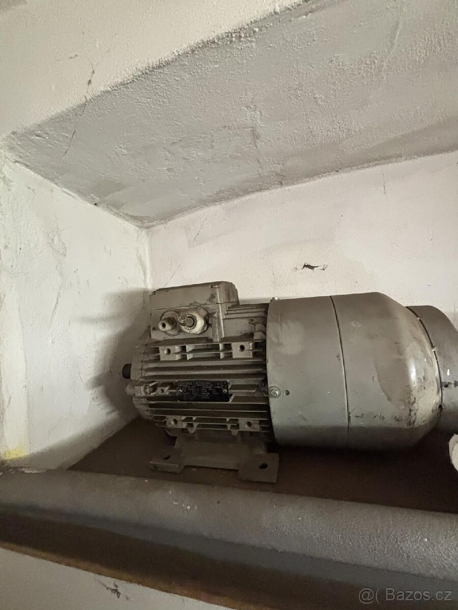 Elektromotory a převodovky - 18