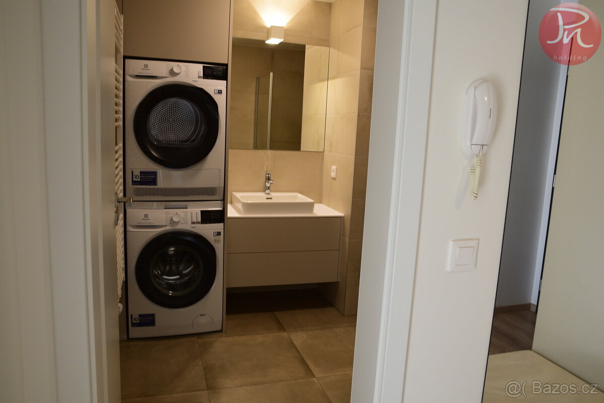 Pronájem luxusního bytu 1+kk – novostavba, 48,63 m², lodžie, - 18