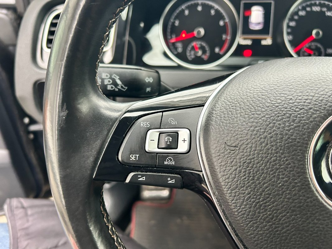 Volkswagen Golf VII 1.4 TSI 110 kw Edition Tech - 18