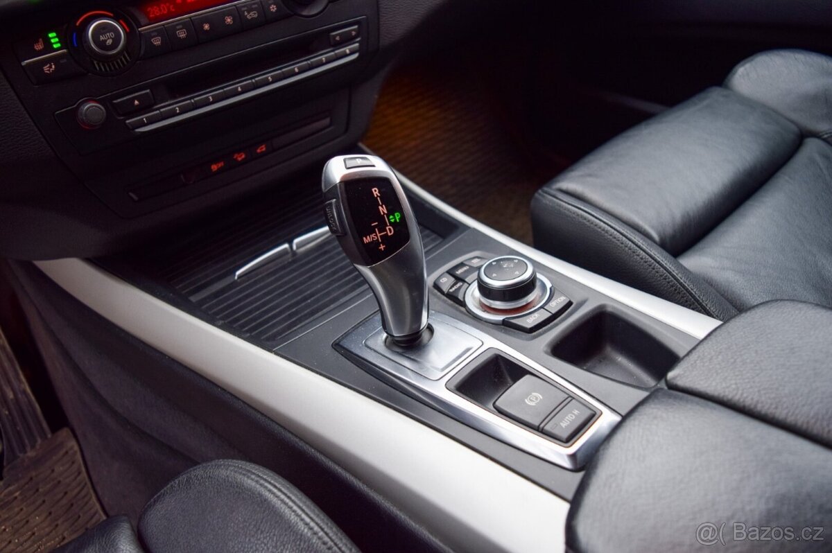 BMW X5 xDrive30d 2011 - 18